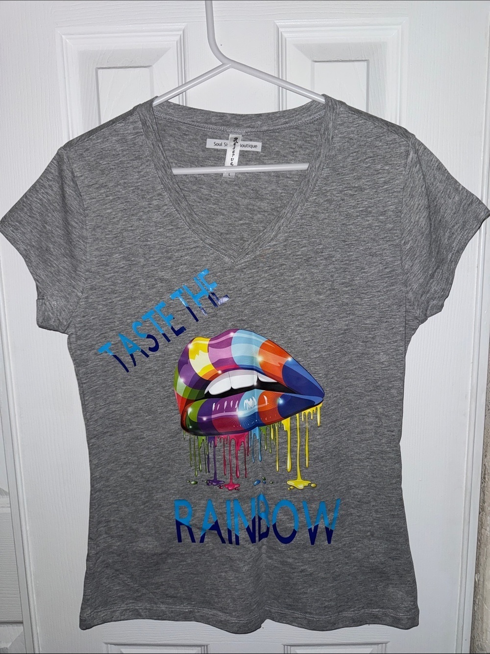 Gray V-Neck Tee with Colorful Rainbow Lips Graphic